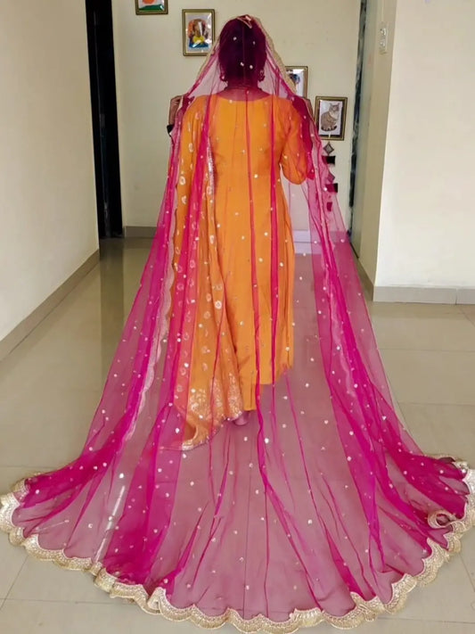 Ishhaara 2.5 Meter Long 4 Kali Head Dupatta