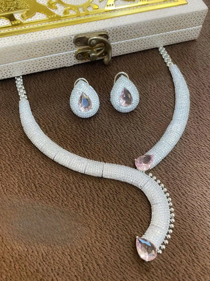 Ishhaara Ad Studded Serpent Jewellery Set
