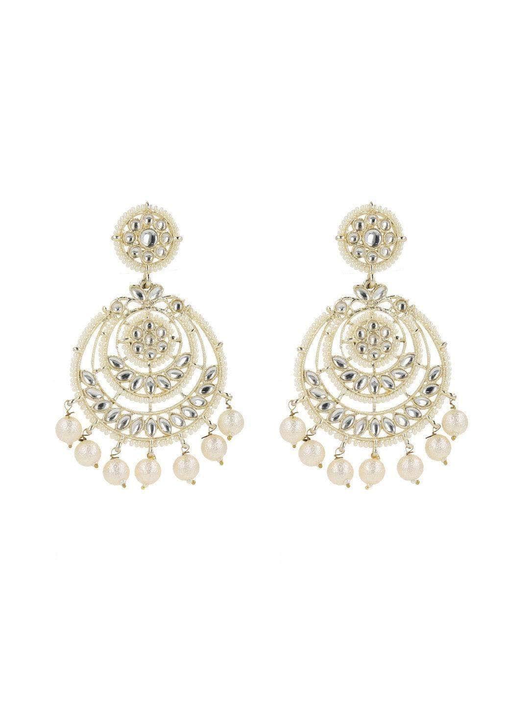 Ishhaara Alisha Seema Khan In Kundan Chandbali Earrings With Pearls