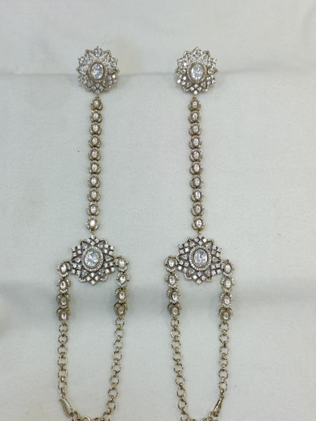 Ishhaara Antique Kundan Polki Haathphool
