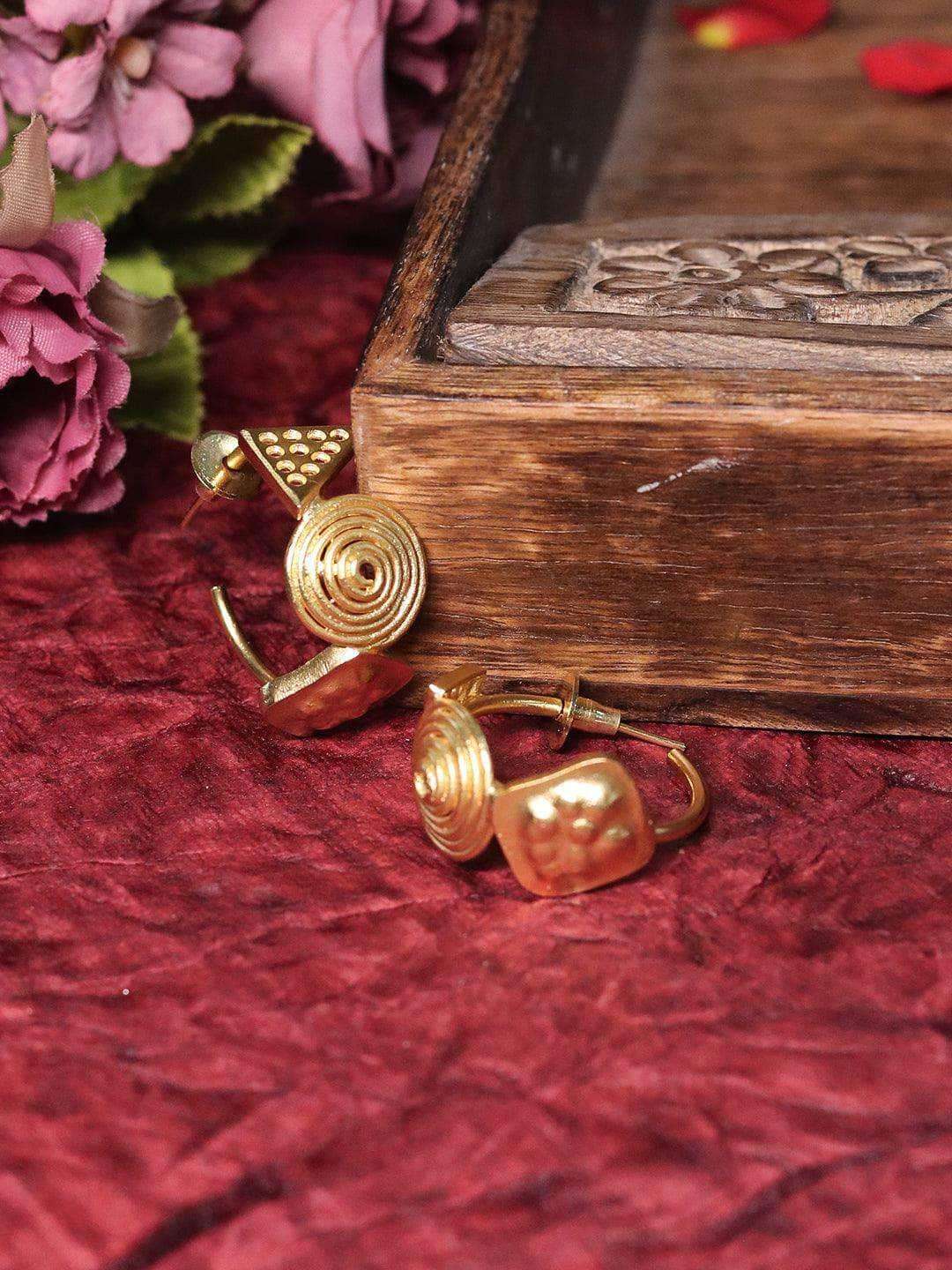 Ishhaara Bindu Madhavi In Geometric Textured Hoop Huggies