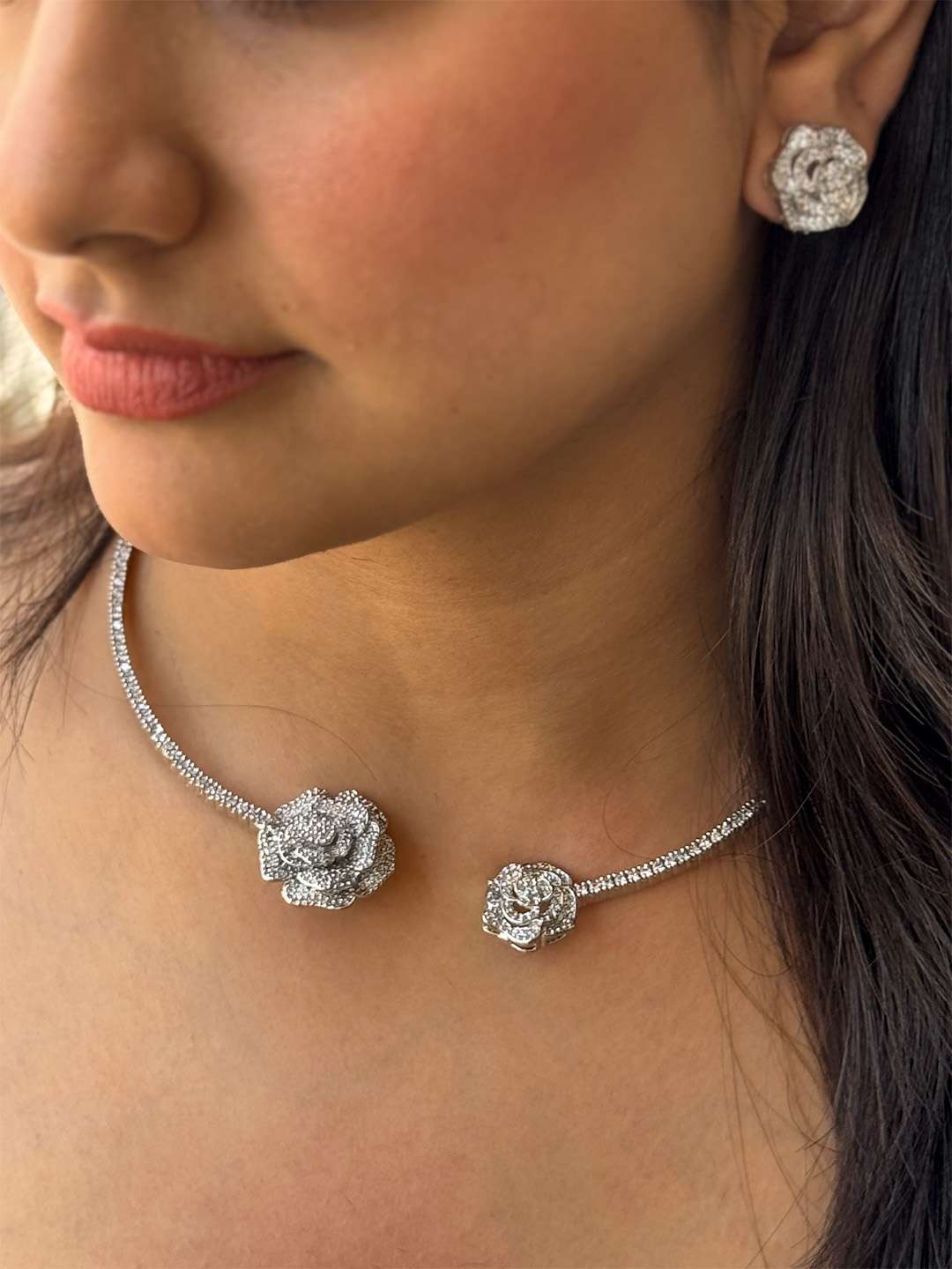 Ishhaara Blooming Rose Diamond Hasli Set