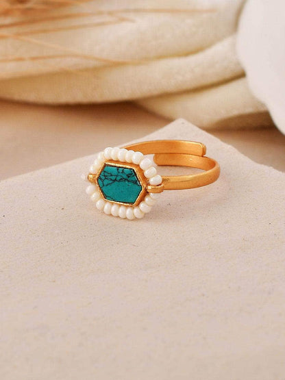 Ishhaara Shweta Tripathi Sharma In Oblong Kundan Pearl Ring Red