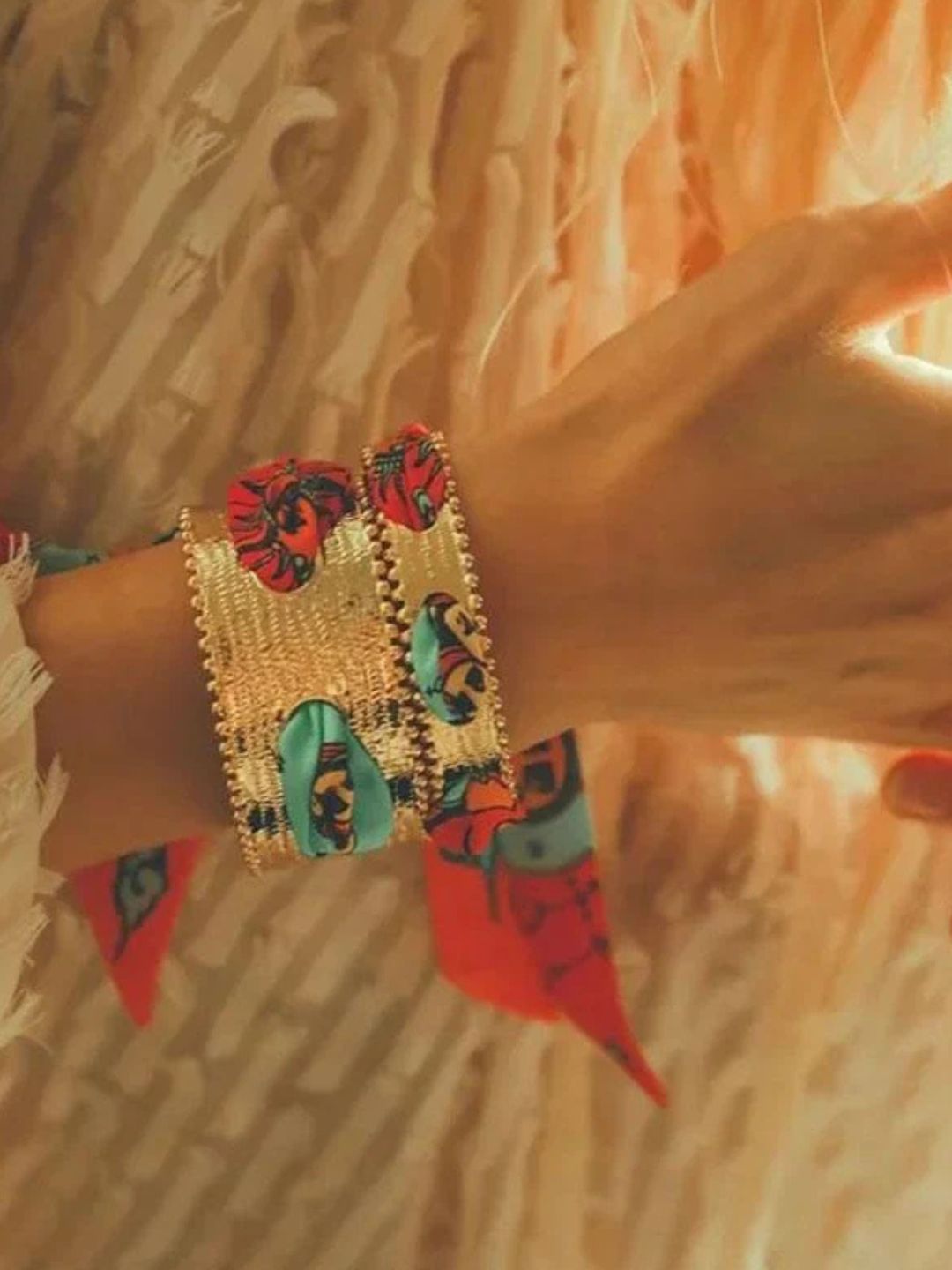 Ishhaara Bold Bohemian Handcuff