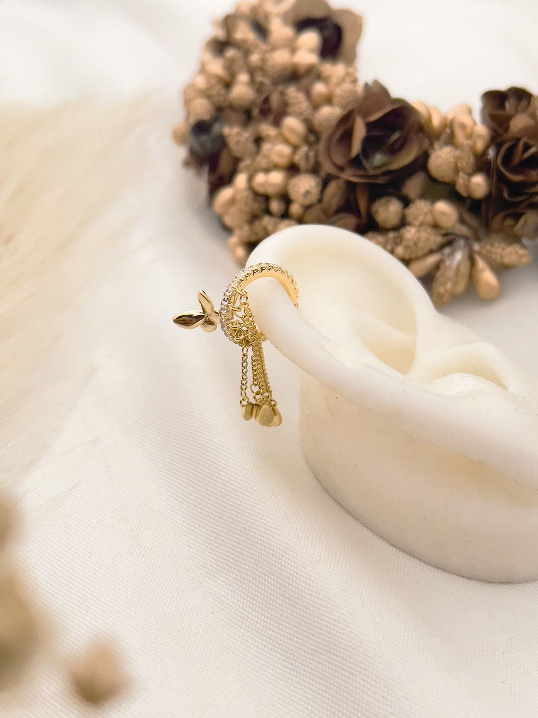 Ishhaara Butterfly Tasseled Earcuff