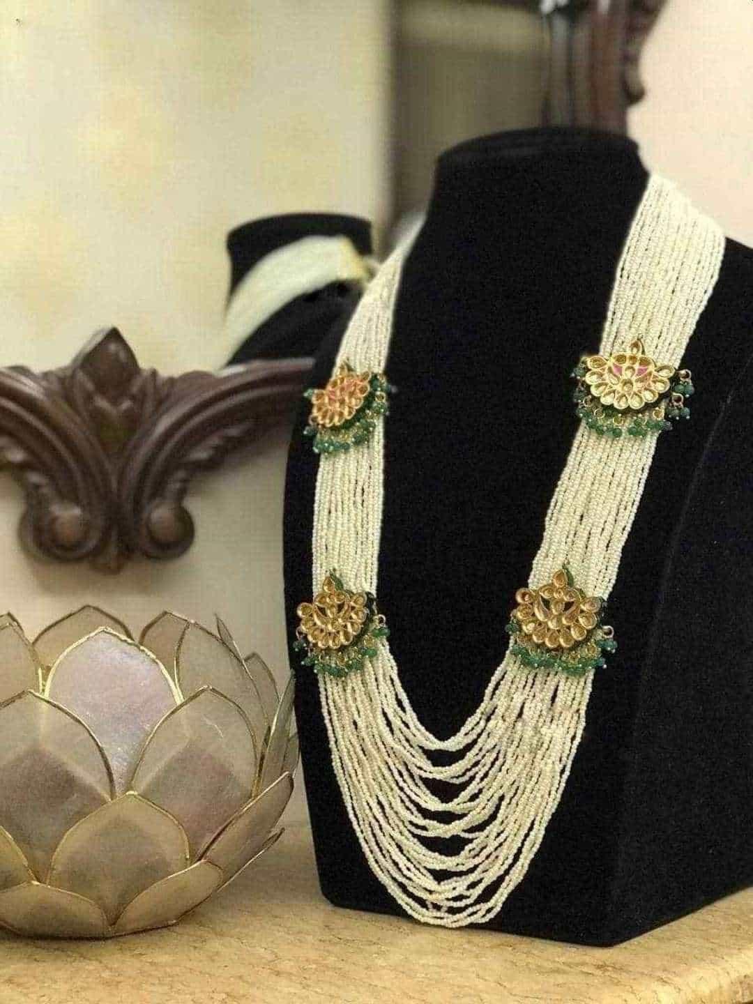 Ishhaara Chand Drop Side Pendant Necklace