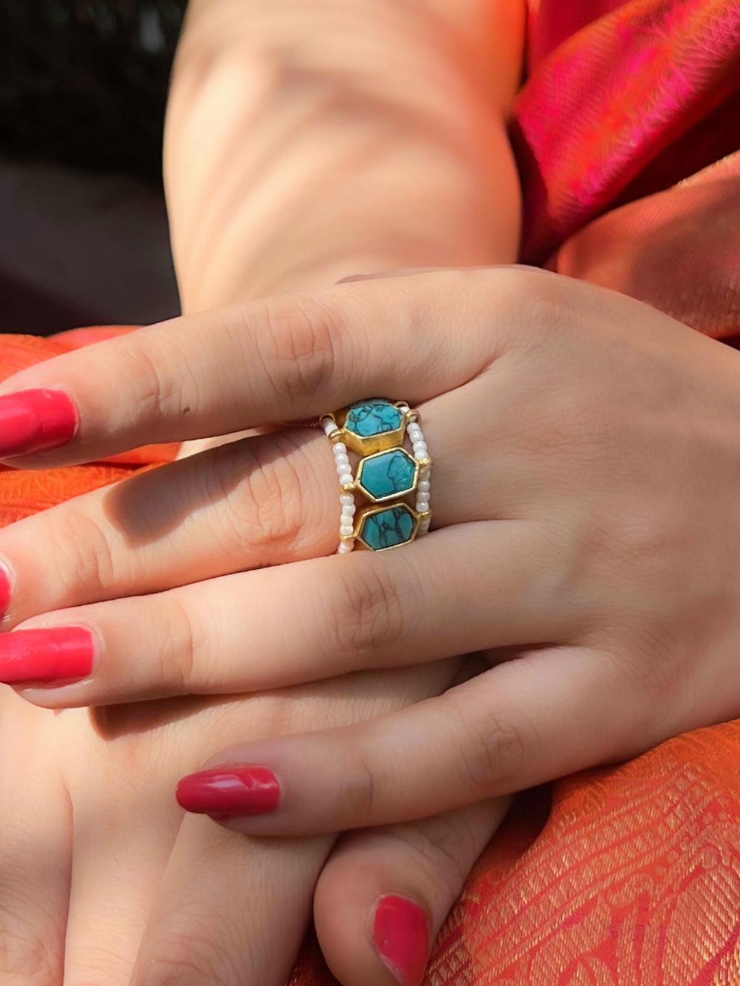 Ishhaara Classic Polki Stone Ring Light Blue