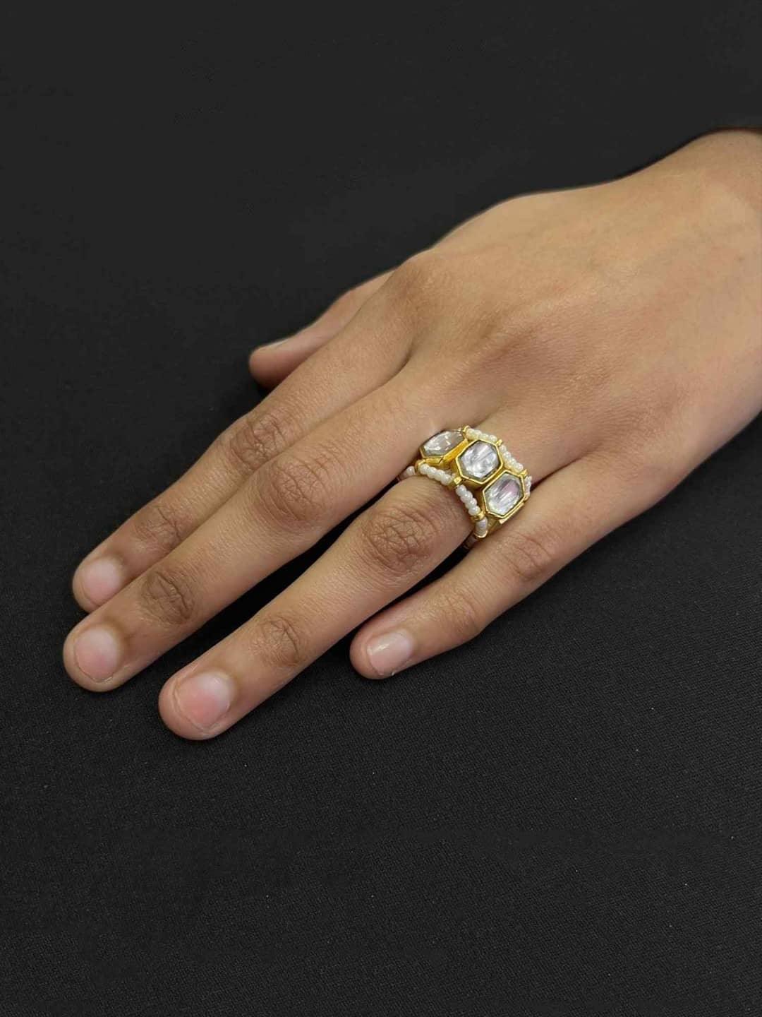 Ishhaara Classic Polki Stone Ring White