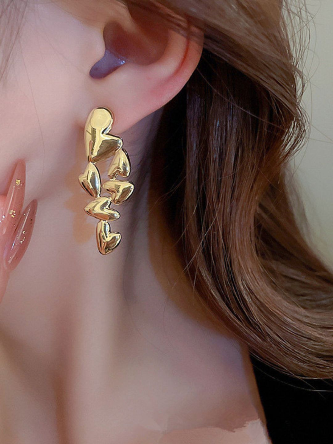 Ishhaara Cluster Heart Earrings