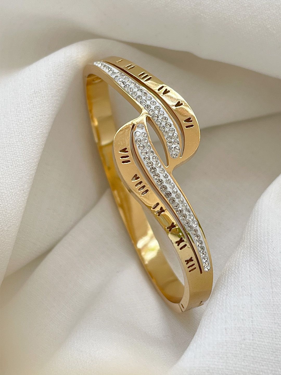 Ishhaara Cross Style Roman Numeral Bangle Bracelet