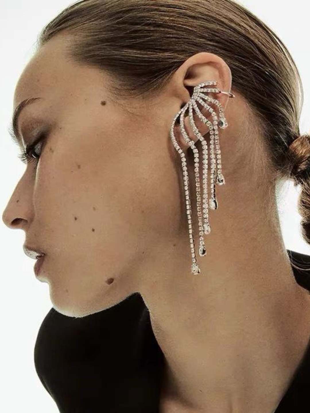 Ishhaara Dangle Trendy Long Clip Earrings