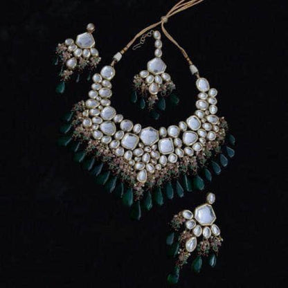 Ishhaara Big Kundan Bridal Necklace With Teeka