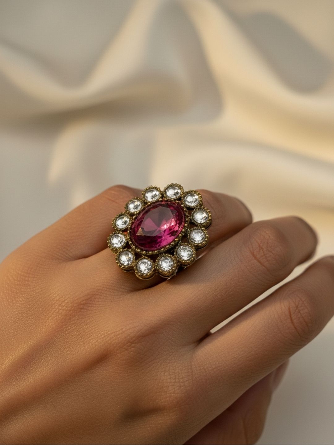Ishhaara Diamond Cluster Ring