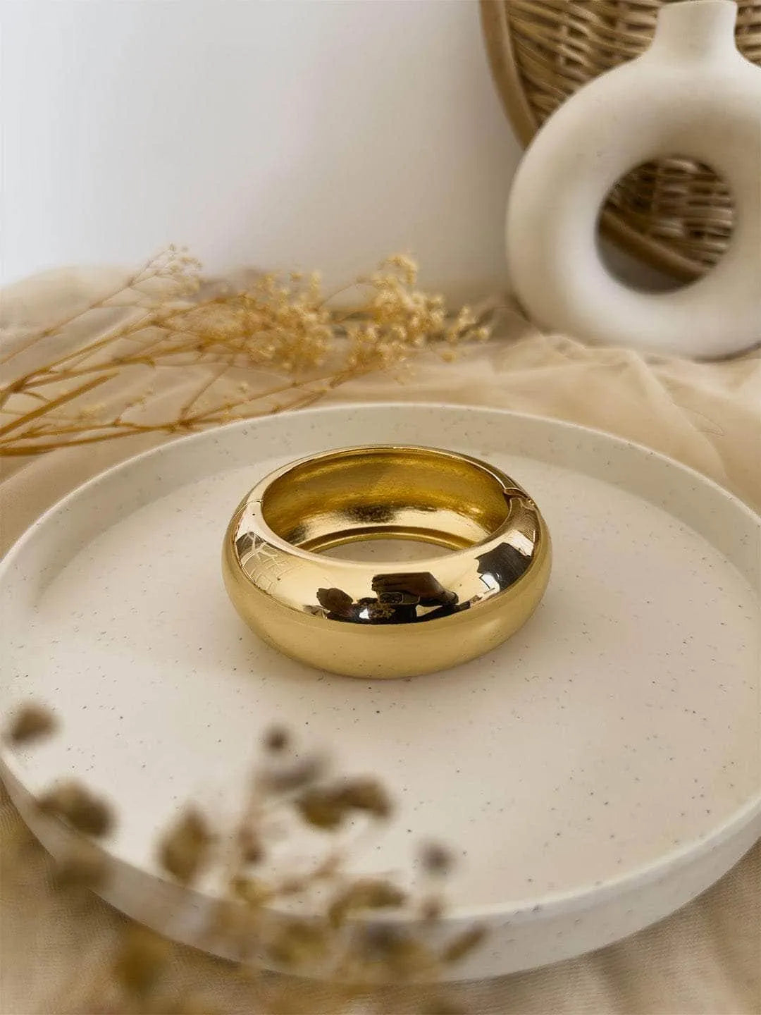 Ishhaara Dome Chunky Bangle