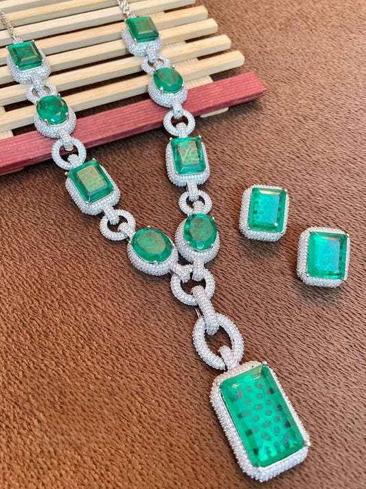 Ishhaara Elegant Sapphire Sea Green And Zircon Necklace