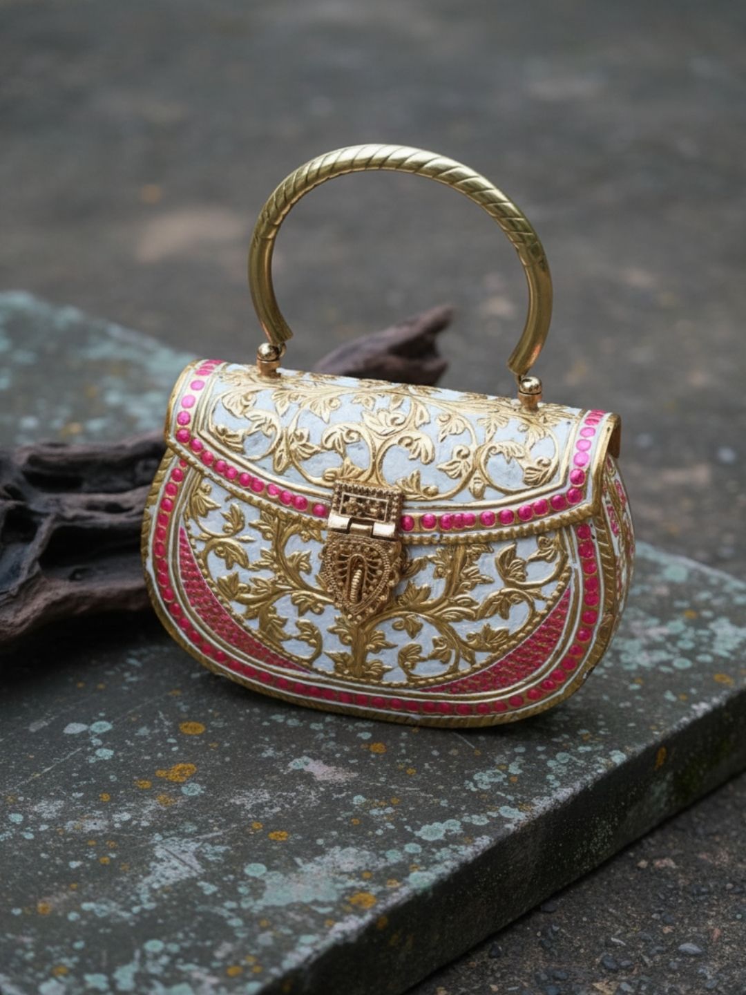Ishhaara Embroidered Embellished Purse Clutch