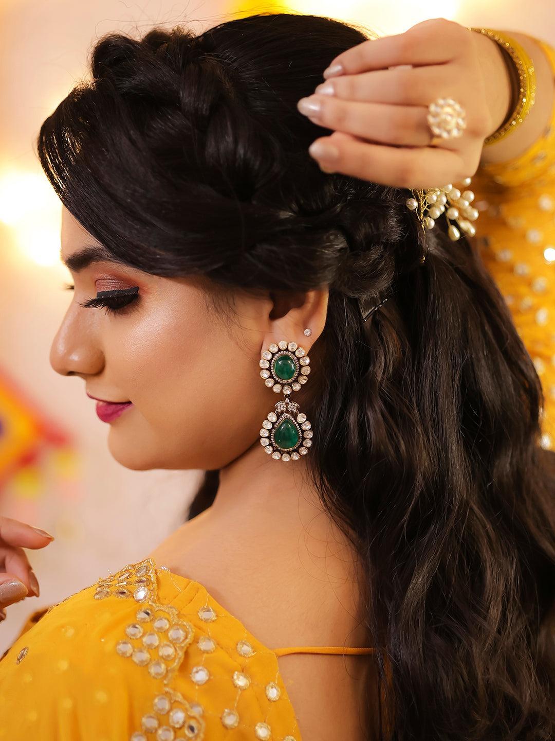 Ishhaara Emerald Doublet Earrings Green
