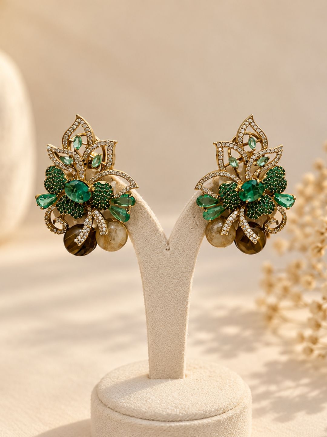 Ishhaara Emerald Floral Designed Earrings