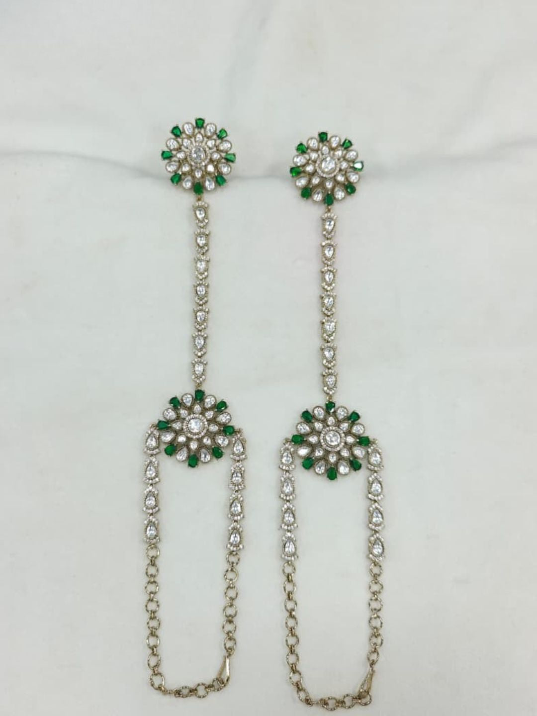 Ishhaara Emerald Kundan Polki Haathphool