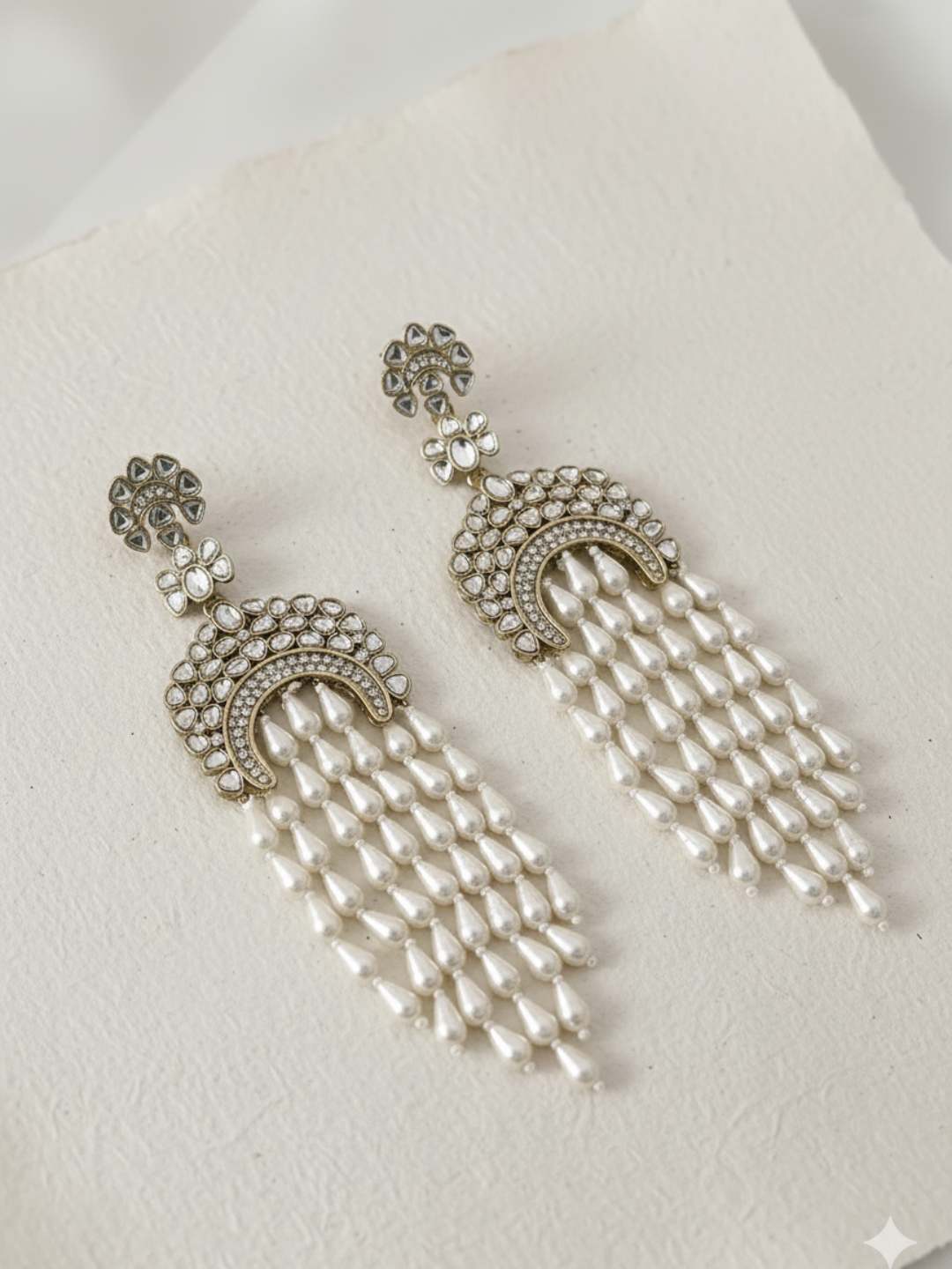 Ishhaara Exclusive Long Lightweight Kundan Earring