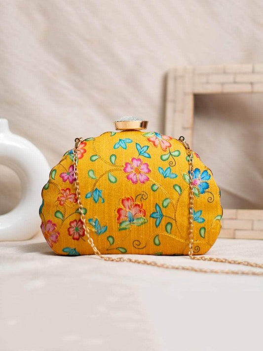 Ishhaara Fabric Clutches In D Shape Frame