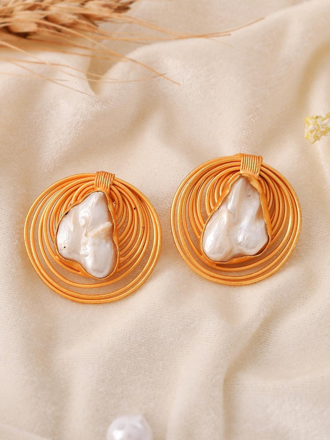 Ishhaara Finesse Pearl Earring