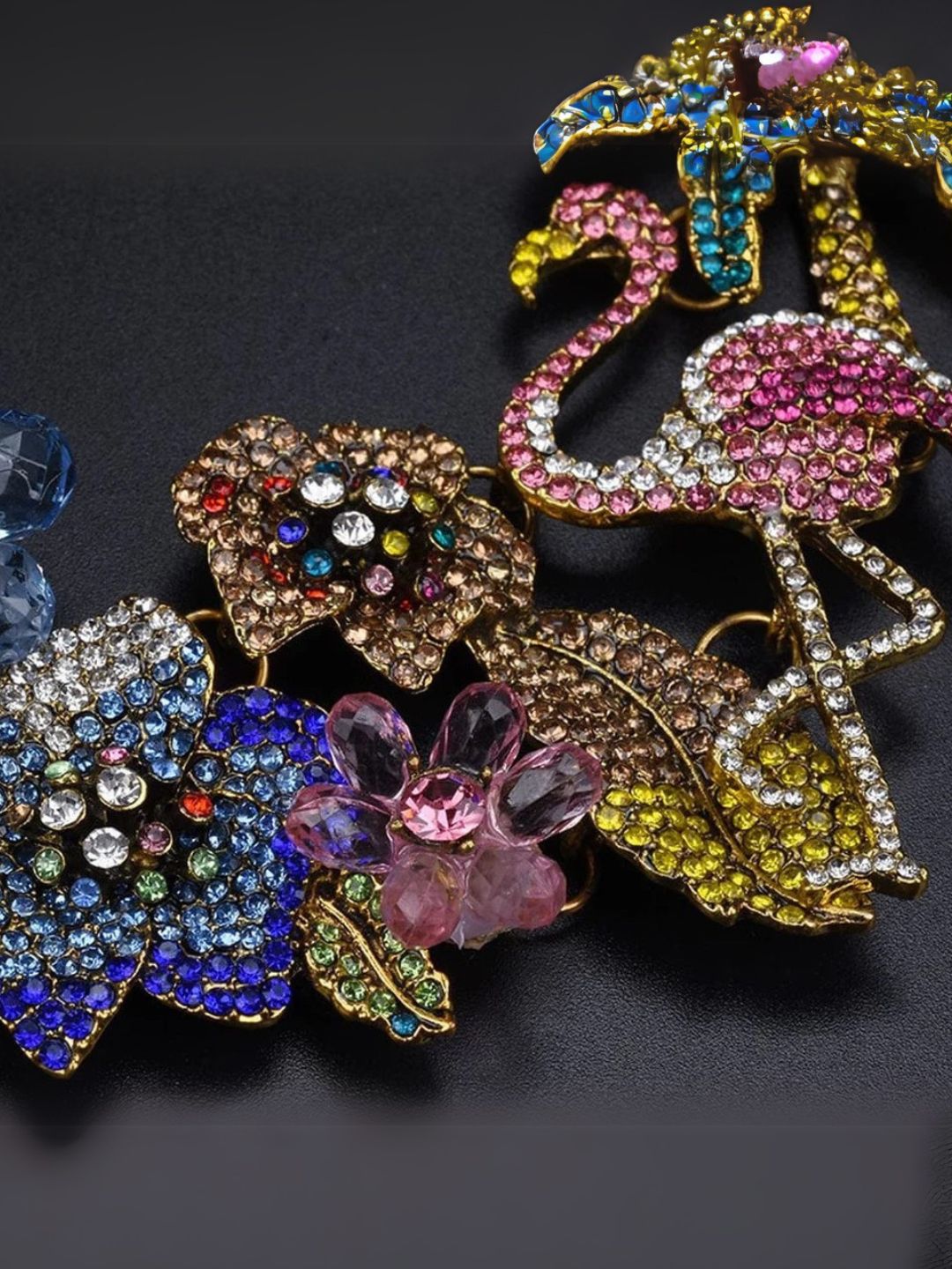 Ishhaara Flora Flame Necklace