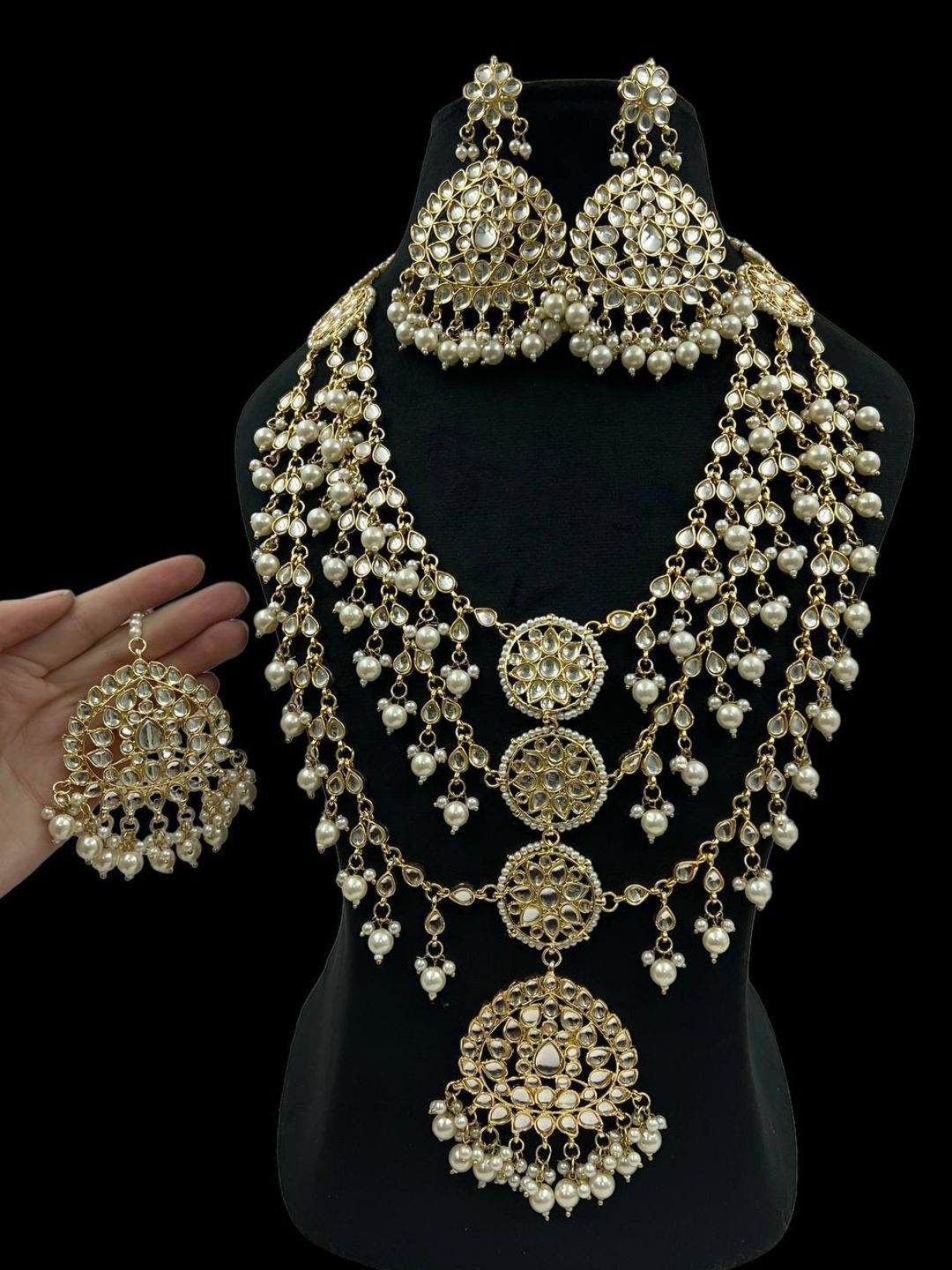 Ishhaara Floral Shaped Kundan Studded Layered Necklace