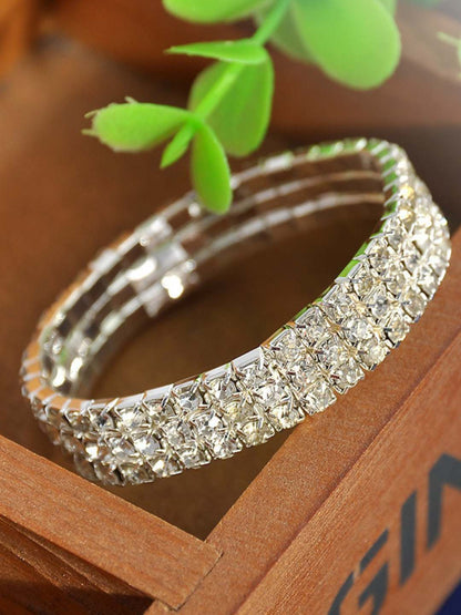 Ishhaara Glamorous Stone Studded Choker Set