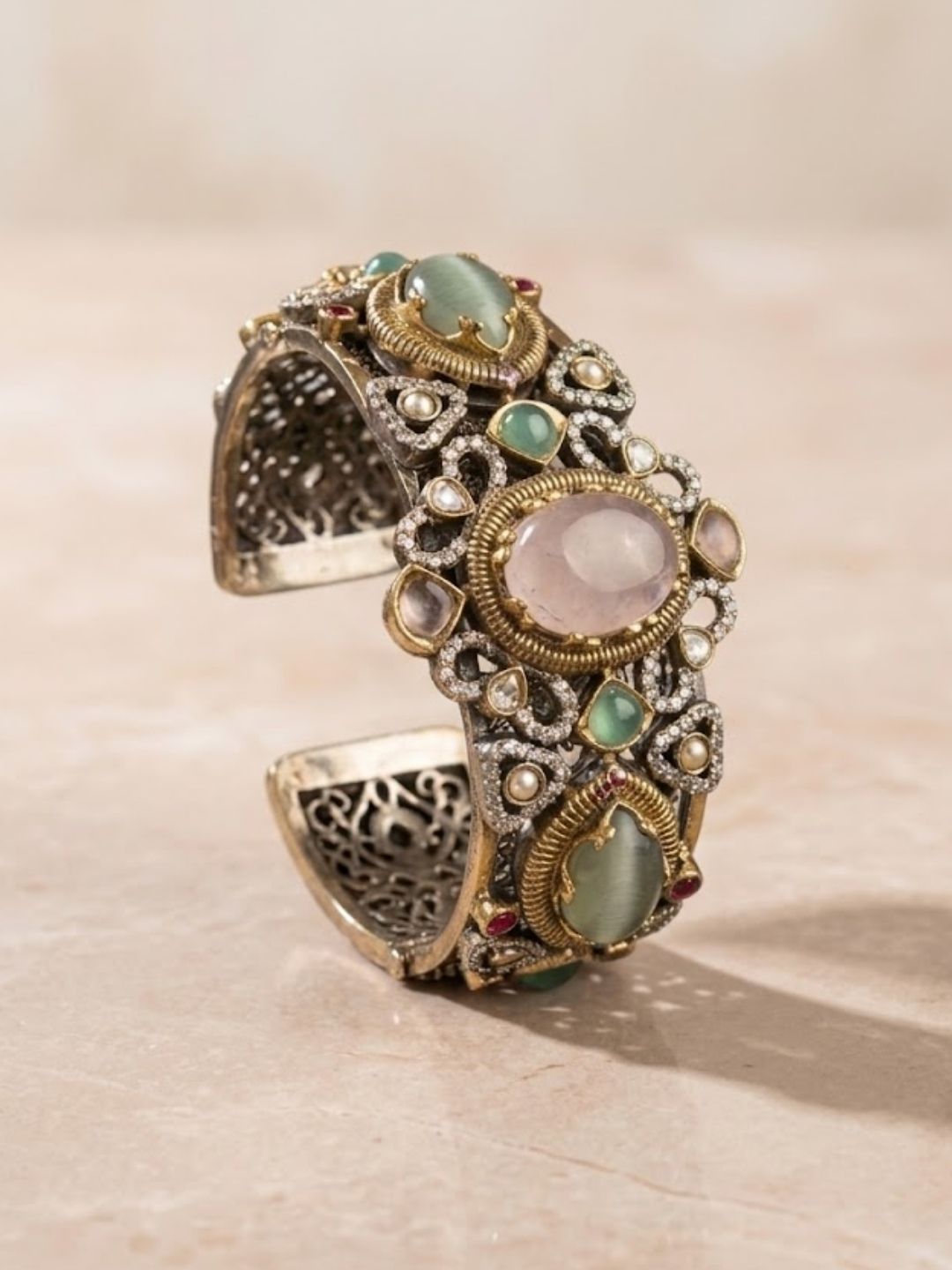 Ishhaara Gold Finish Motifs Stone Bracelet