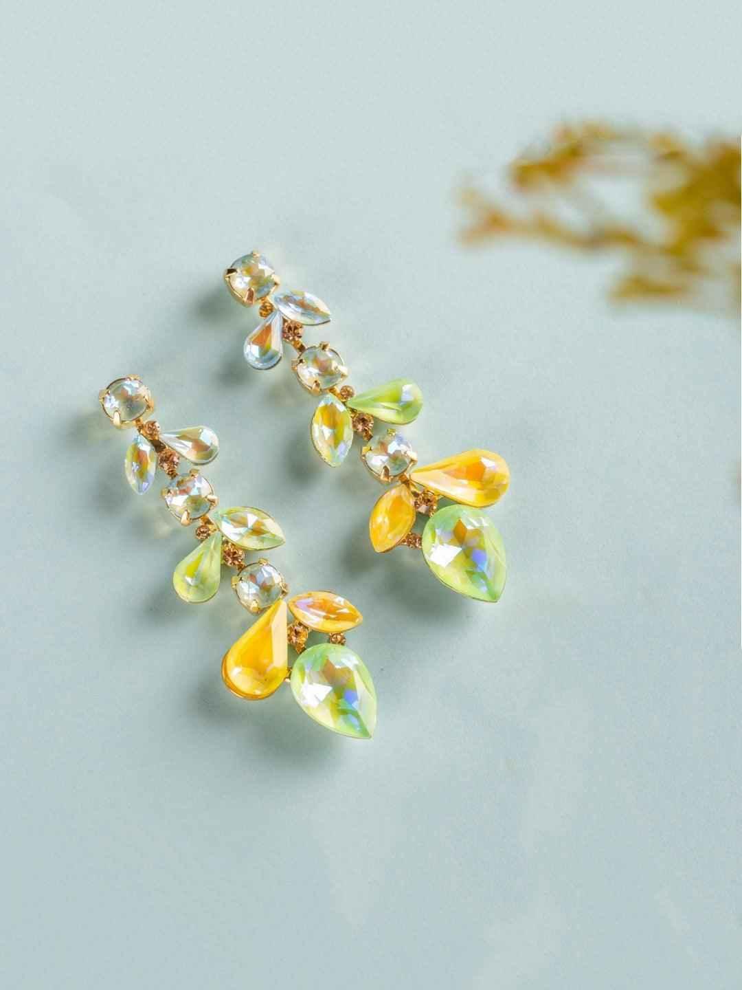 Ishhaara Gradient Drop Earrings Oceanic