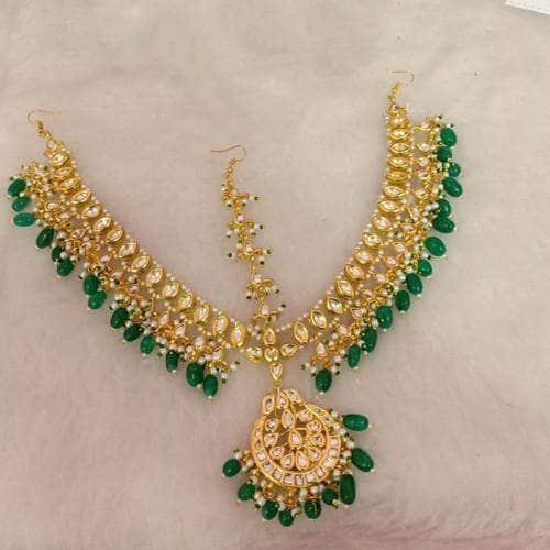 Ishhaara Kundan Mathapatti Necklace