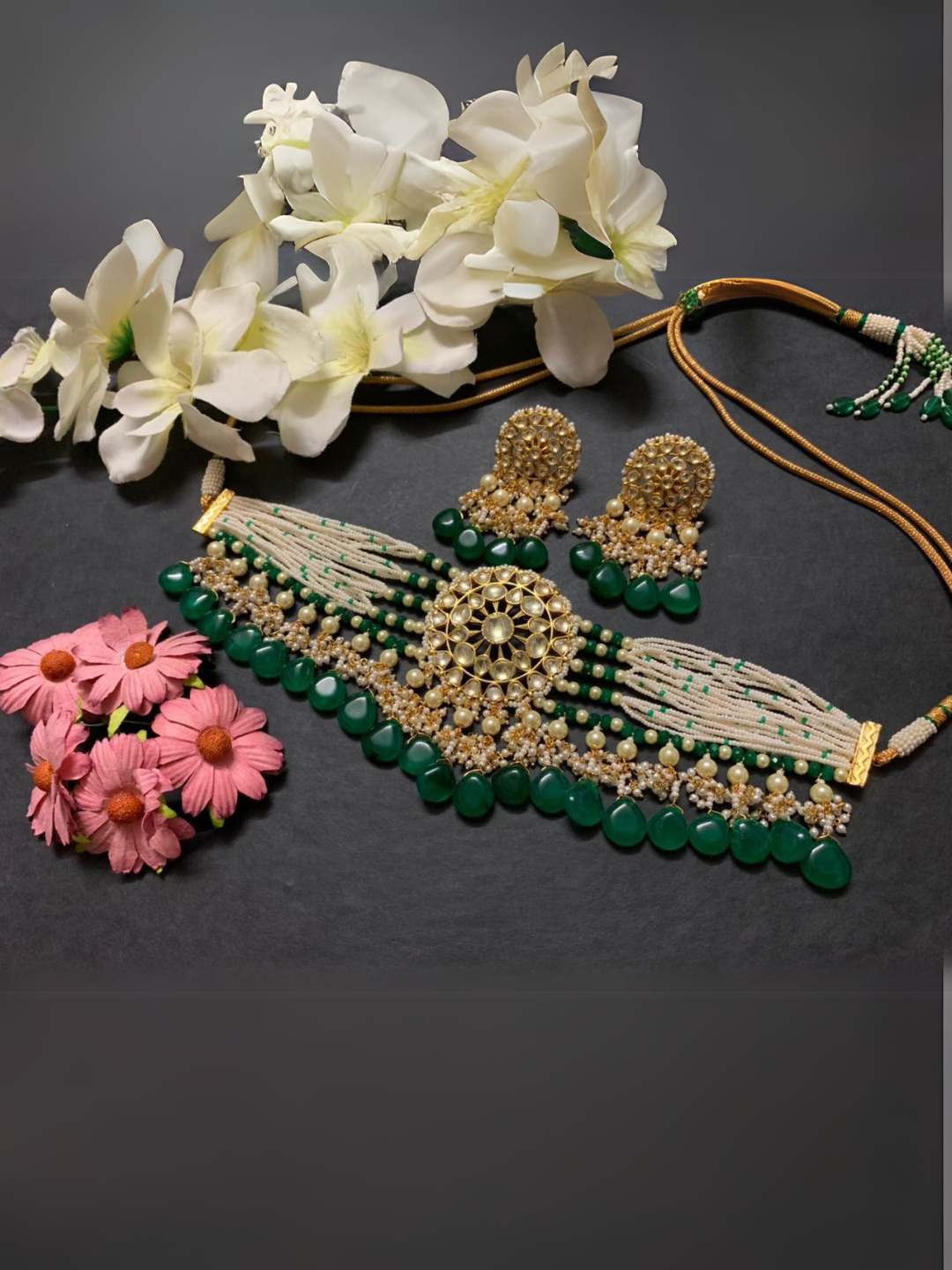 Ishhaara Green Pearl Drop Pachi Kundan Choker