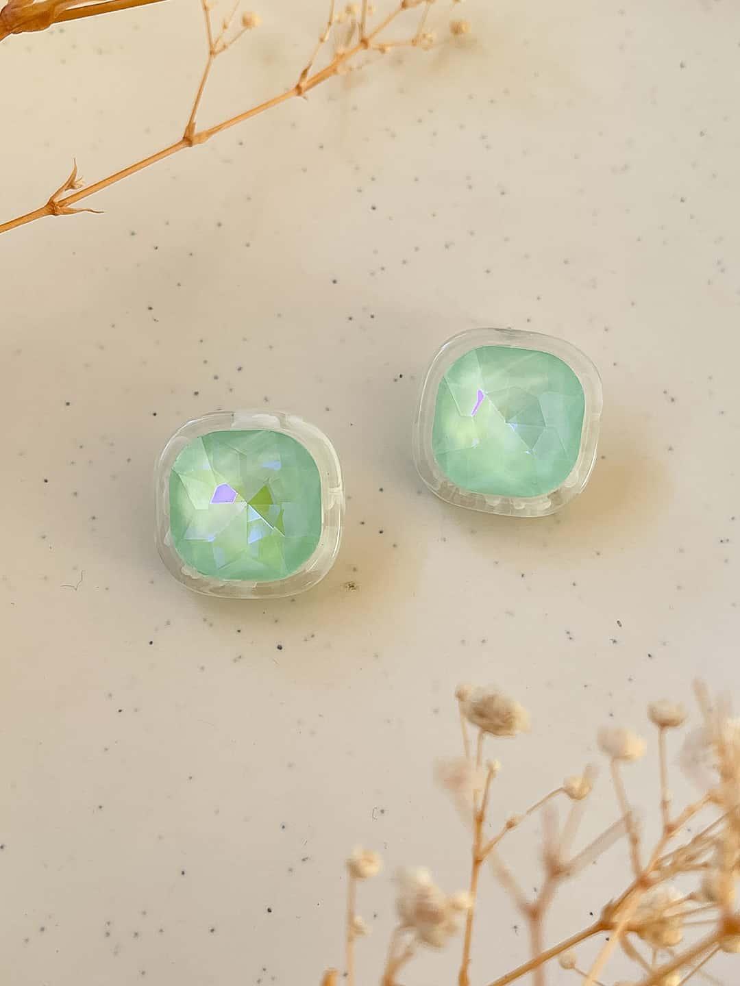 Ishhaara Pearl Square Earrings