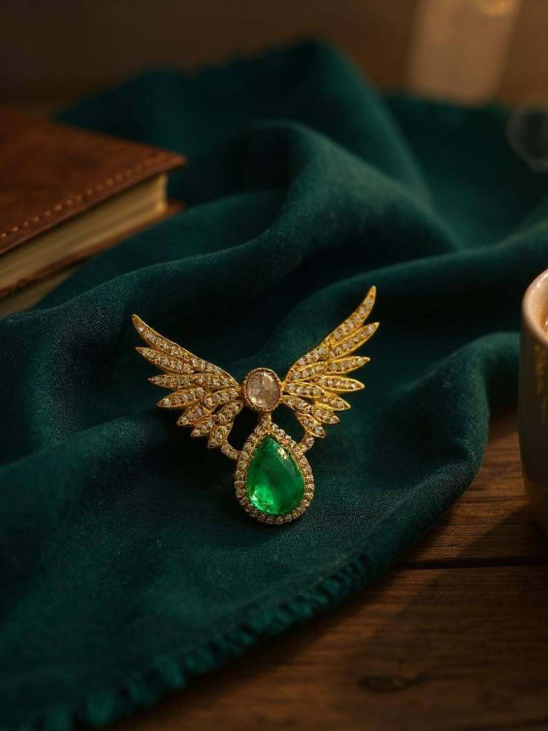 Ishhaara Green Round Cut Emerald Diamond Butterfly Shape Brooch