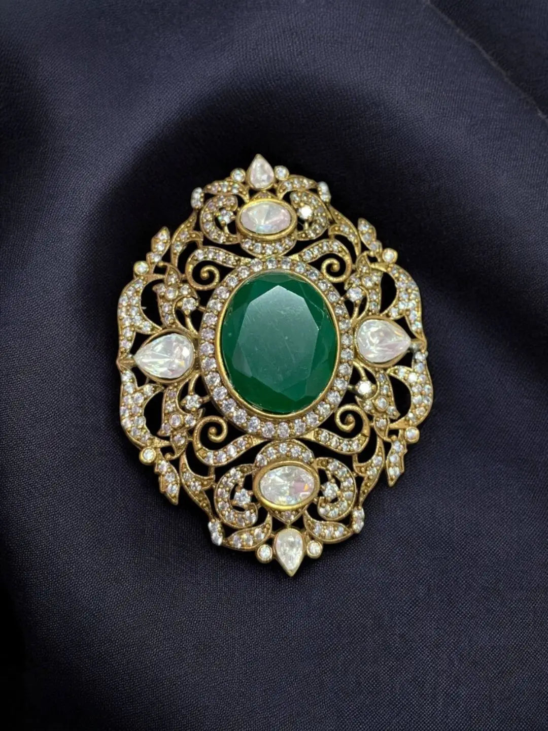 Ishhaara Green Statement Groom Brooch