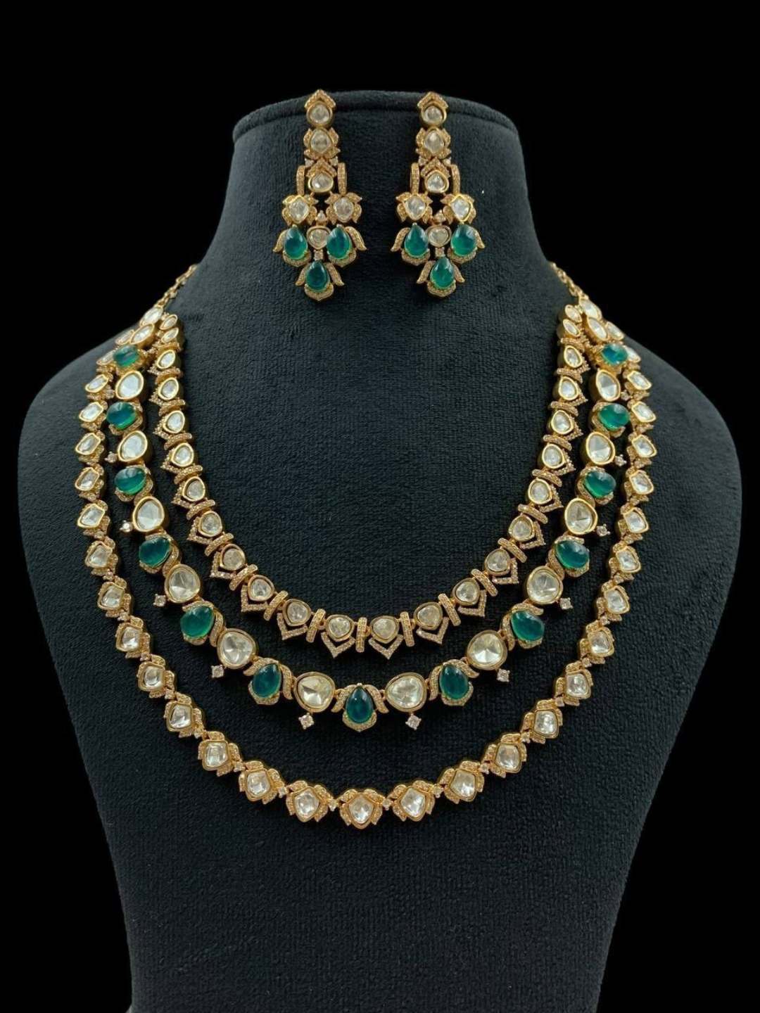 Ishhaara Green Victorian Kundan Stone Necklace