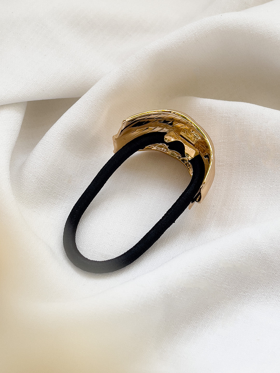 Ishhaara Hammered Stainless Steel Rubber Band