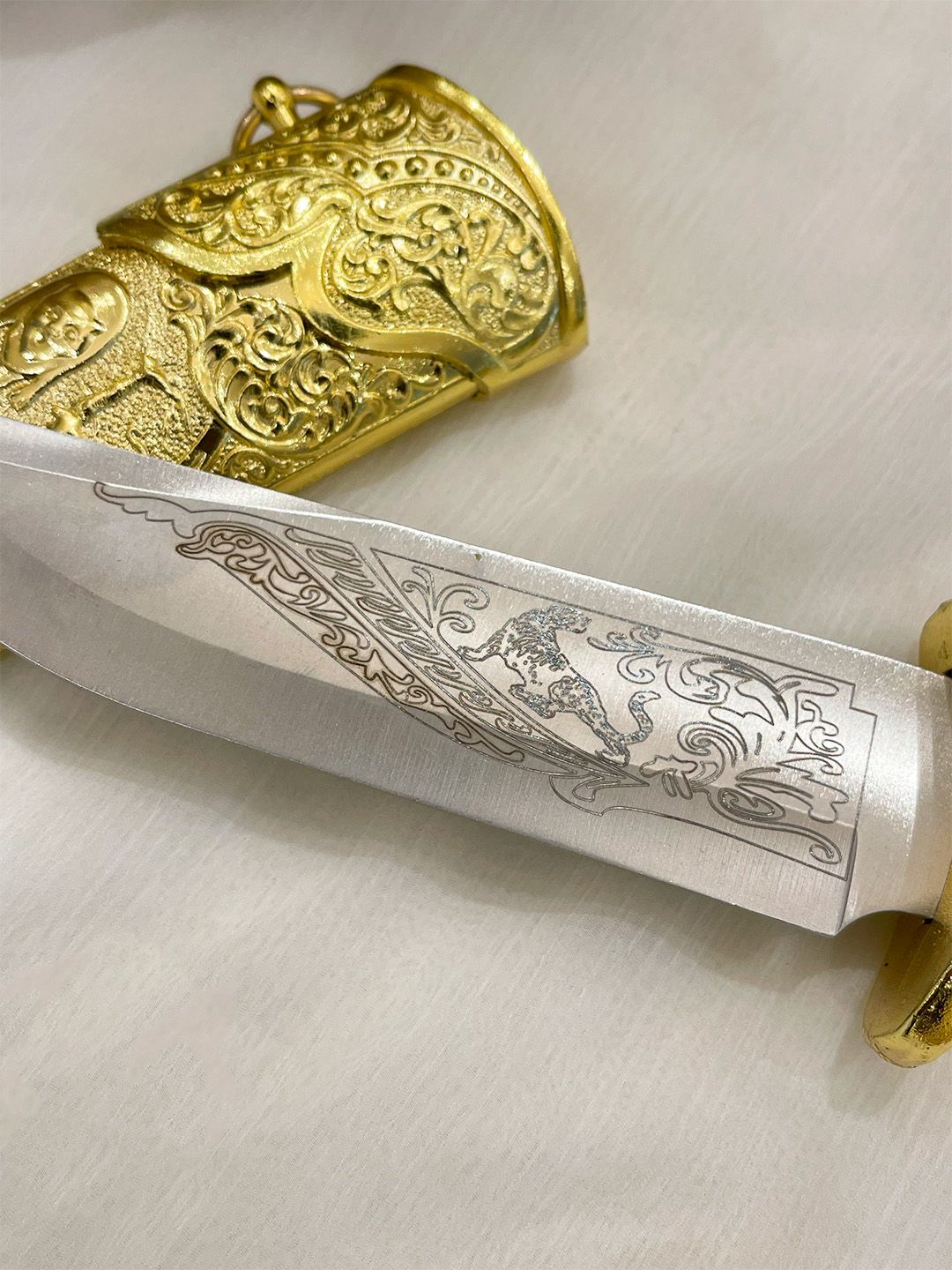 Ishhaara Hand Crafted Vintage Royal Groom Katar