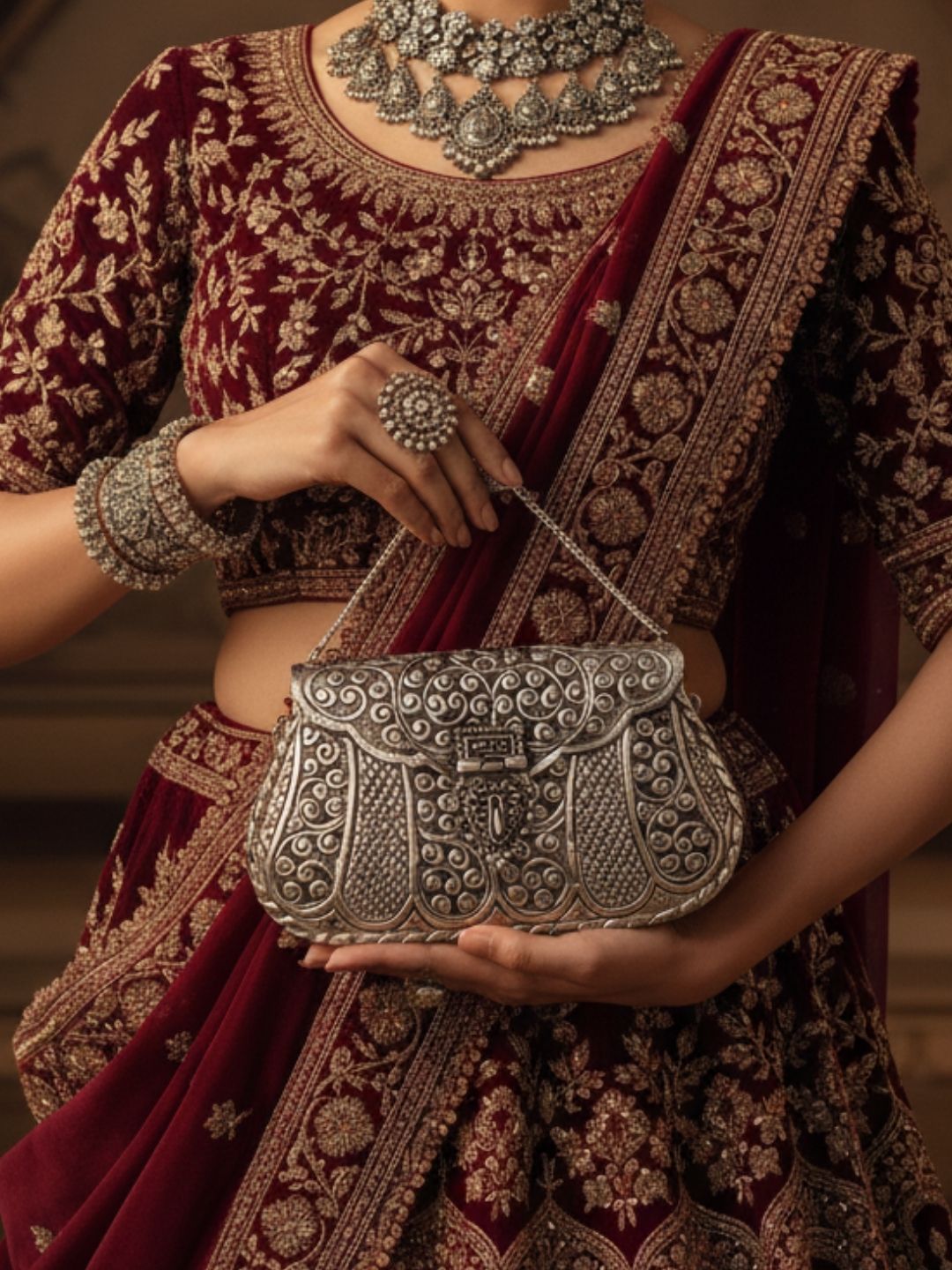 Ishhaara Hand Made Silver Plated Ladies Purse