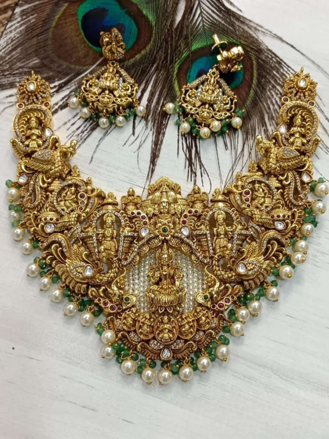 Ishhaara Handcrafted Bridal Choker Necklace