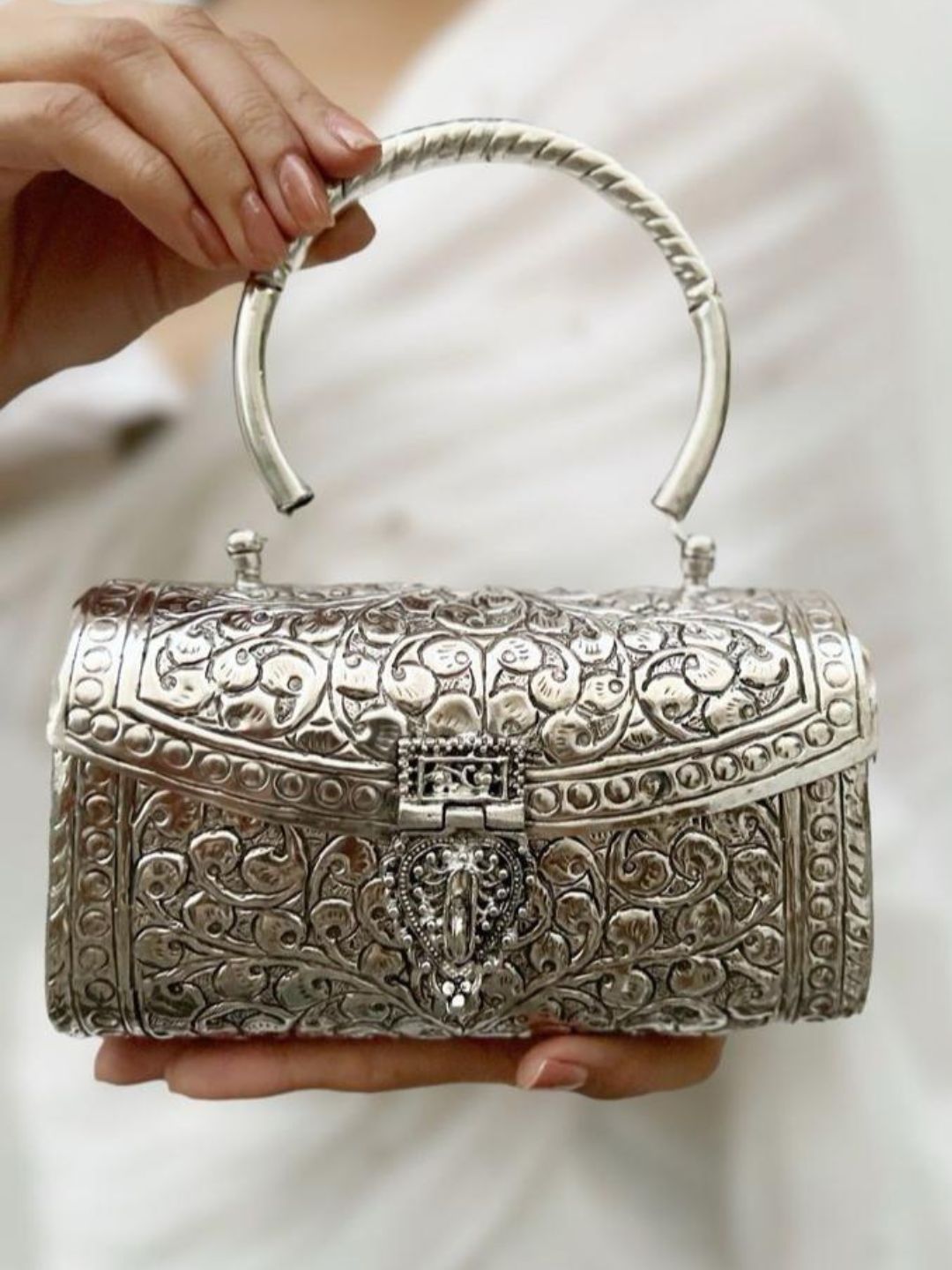 Ishhaara Handmade Metal Handcrafted Silver Clutch Bag