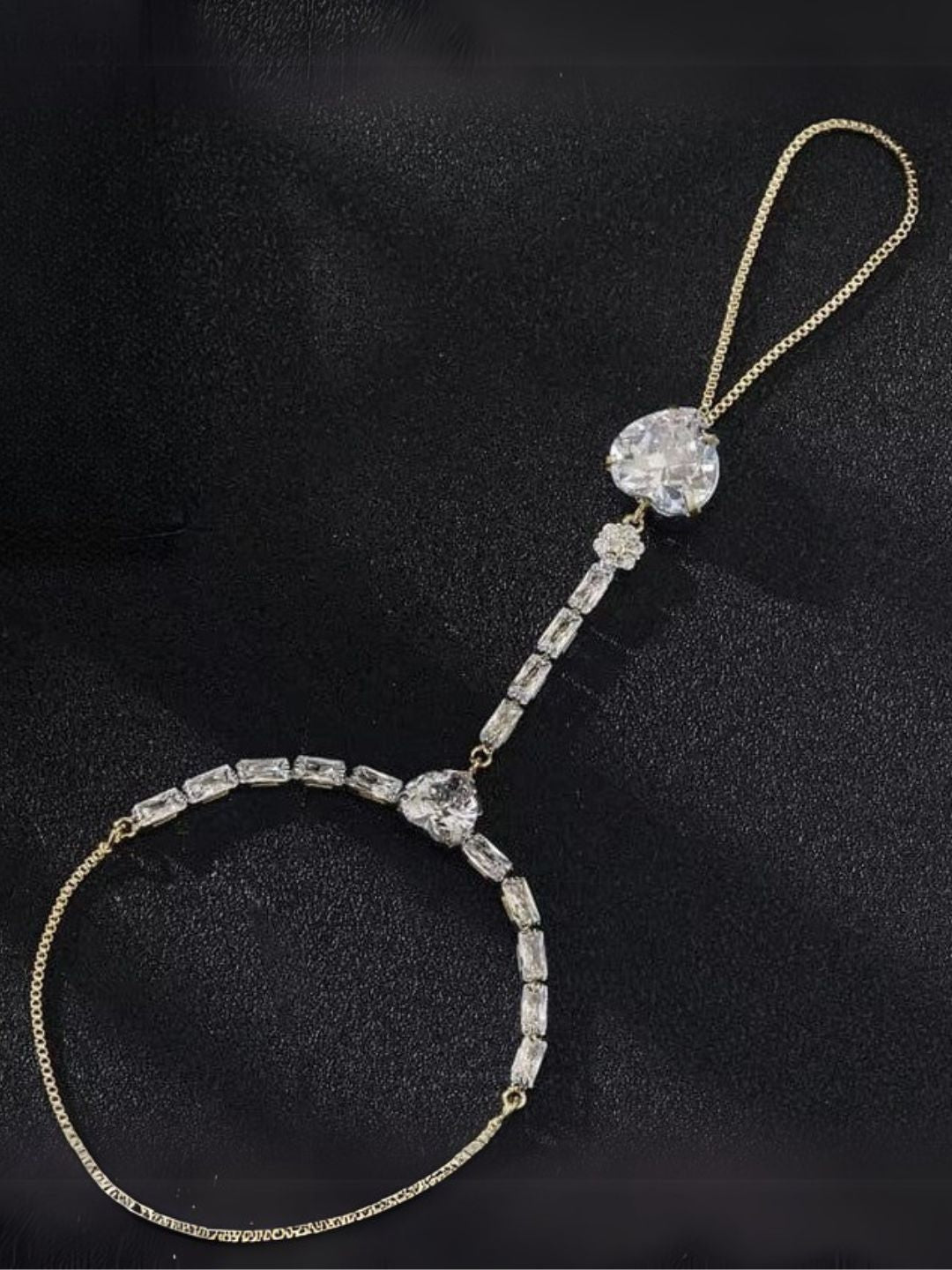 Ishhaara Heart Whisper Bracelet