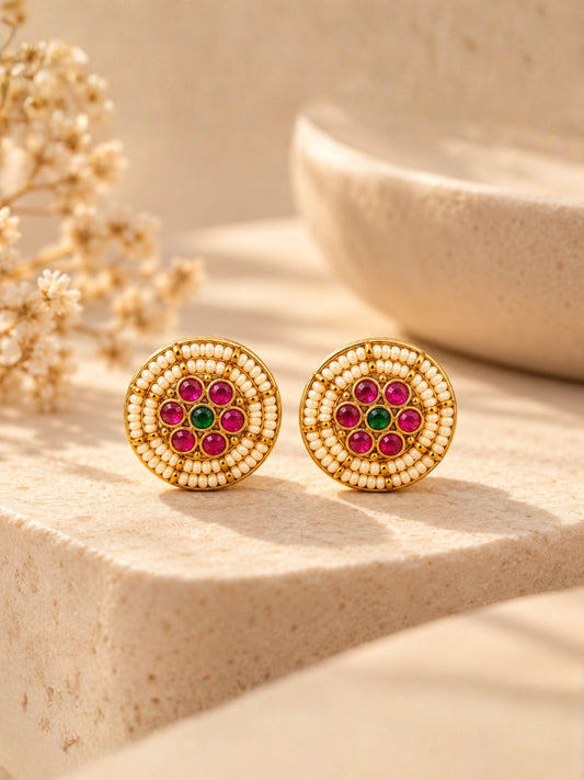 Ishhaara Jadau Kundan Studs