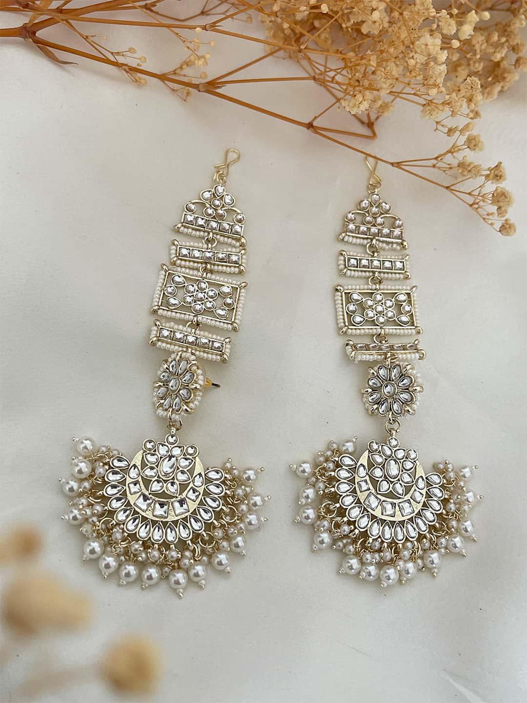Ishhaara Jasmine Bhasin In Rajwadi Earring With Holder