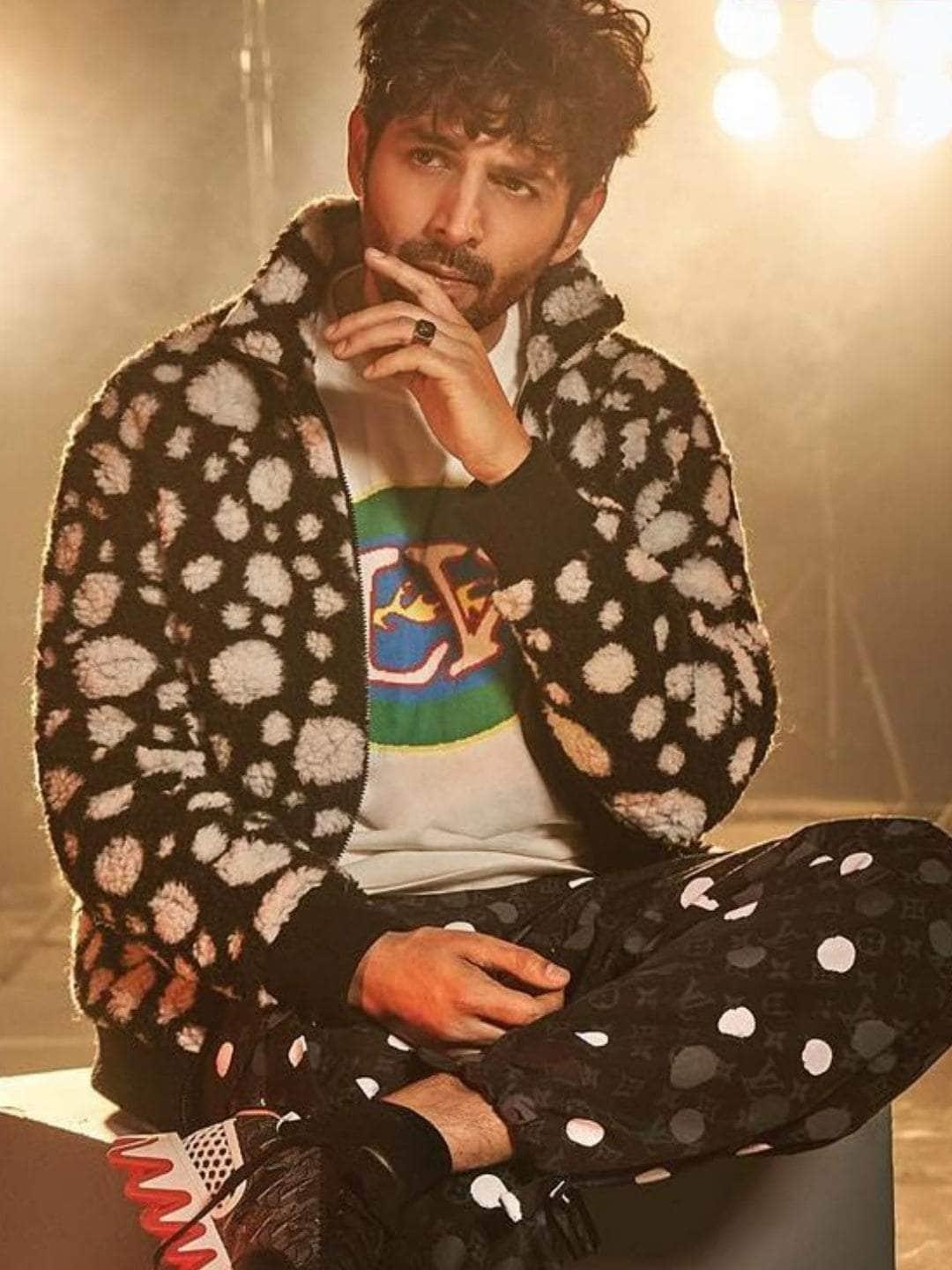 Ishhaara Kartik Aaryan In Stunning Stainless Steel Ring