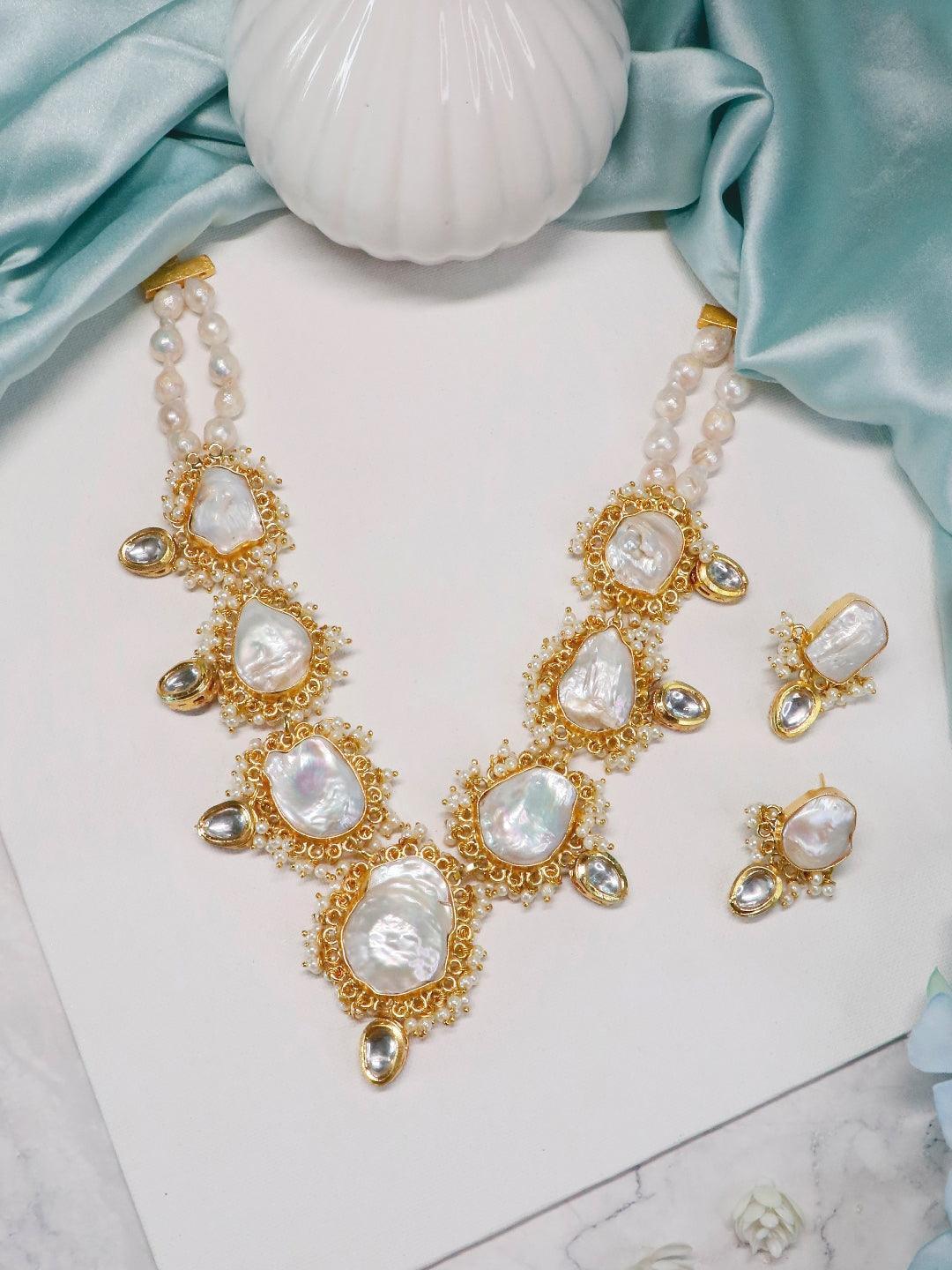 Ishhaara Kinjal In Baroque Pearl Statement Necklace
