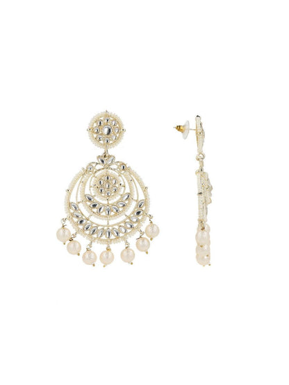 Ishhaara Kinjal In Kundan Chandbali Earrings With Pearls
