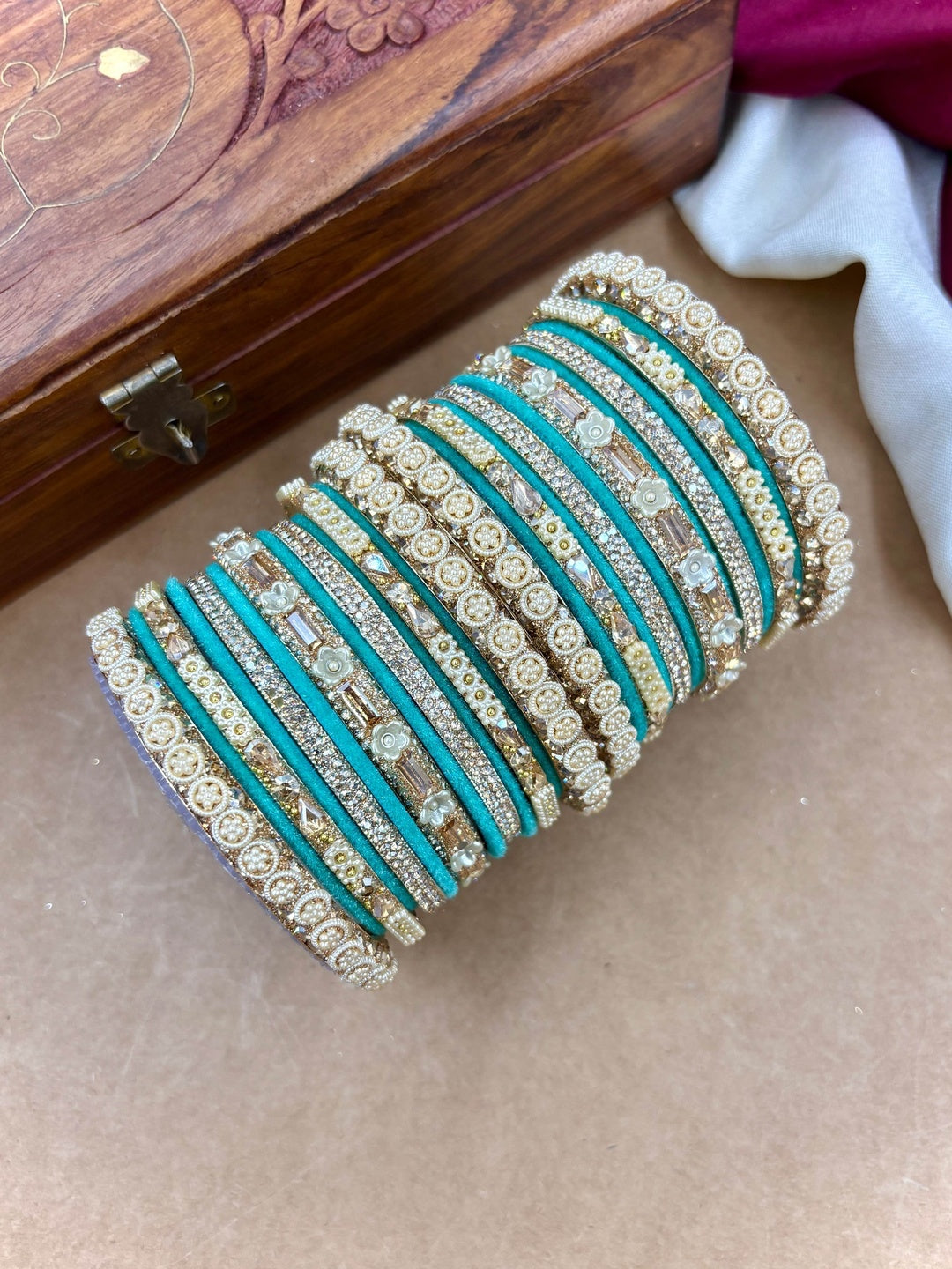Ishhaara Kundan Bangle Set — handcrafted Indian jewellery - view 16