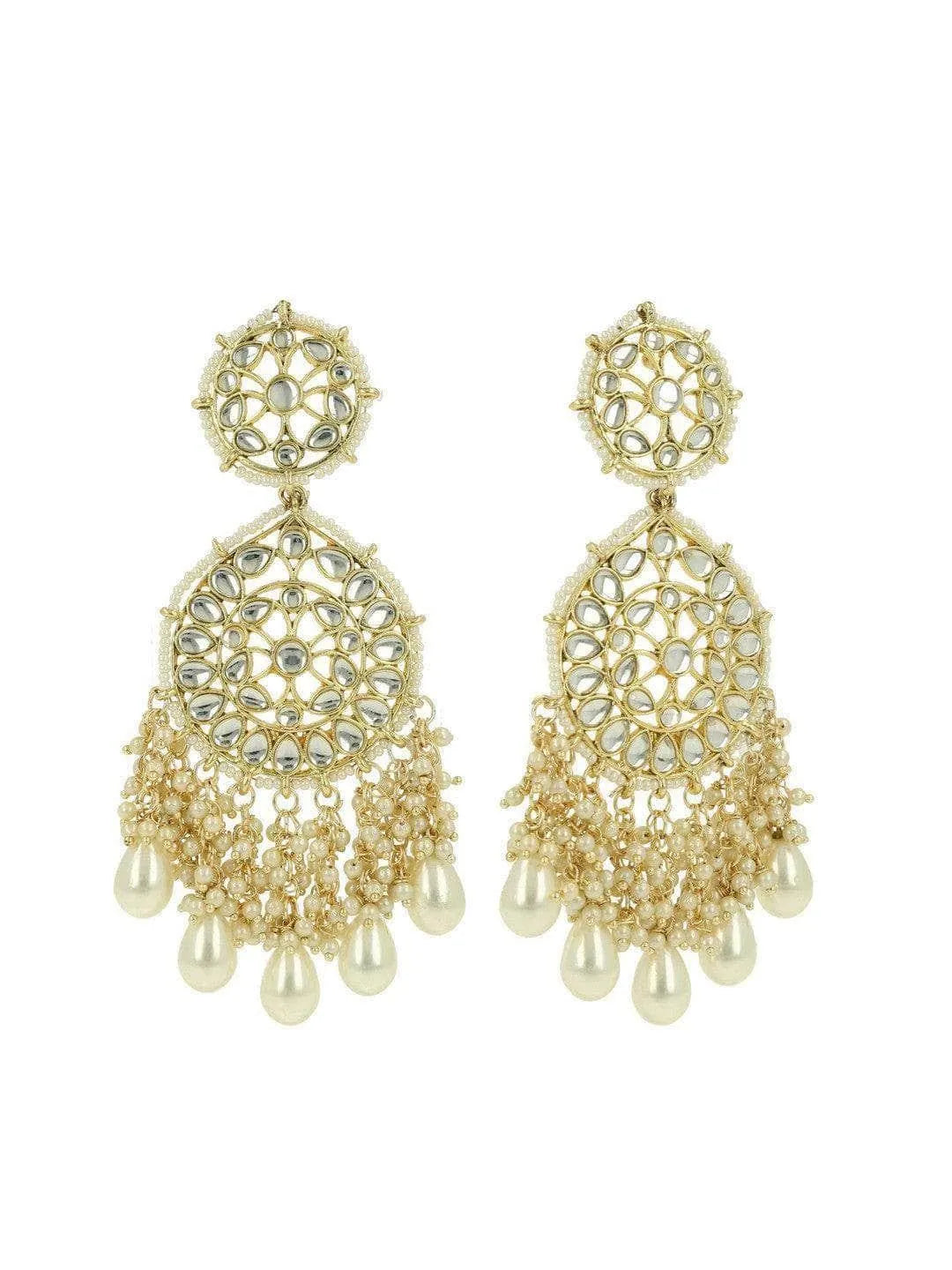 Ishhaara Kundan Chandbali And Pearls Earrings